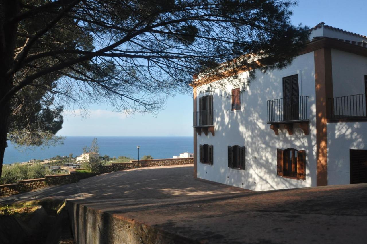 Villa Del Vescovo 切法卢 外观 照片